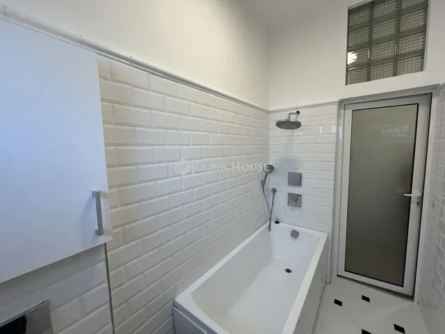 Eladó lakás Budapest X. kerület 69 nm