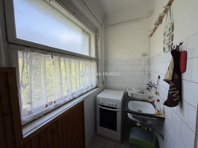 Eladó lakás Budapest III. kerület, Táborhegy 41 nm