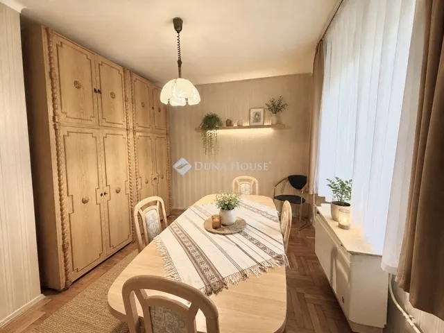 Eladó lakás Budapest XXI. kerület 67 nm