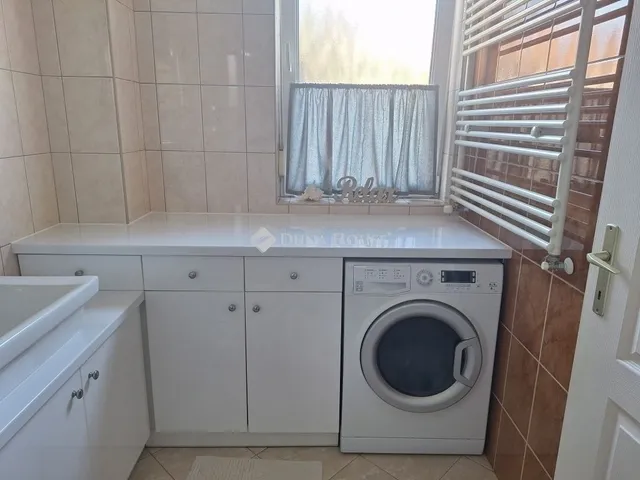 Eladó lakás Dunaharaszti 74 nm
