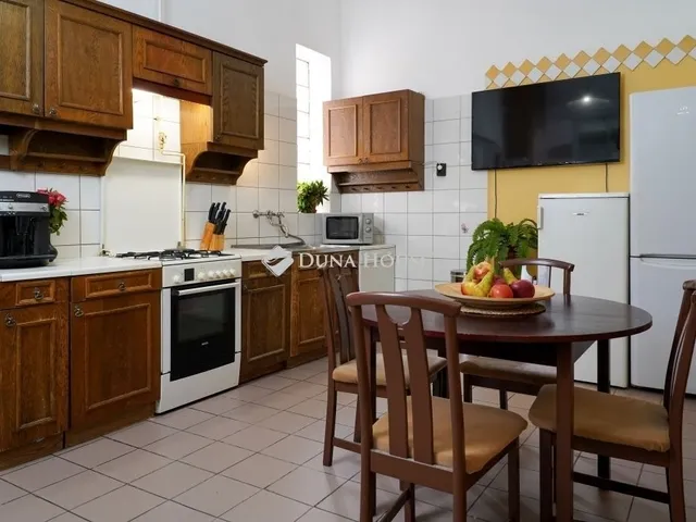 Eladó lakás Budapest VII. kerület 129 nm