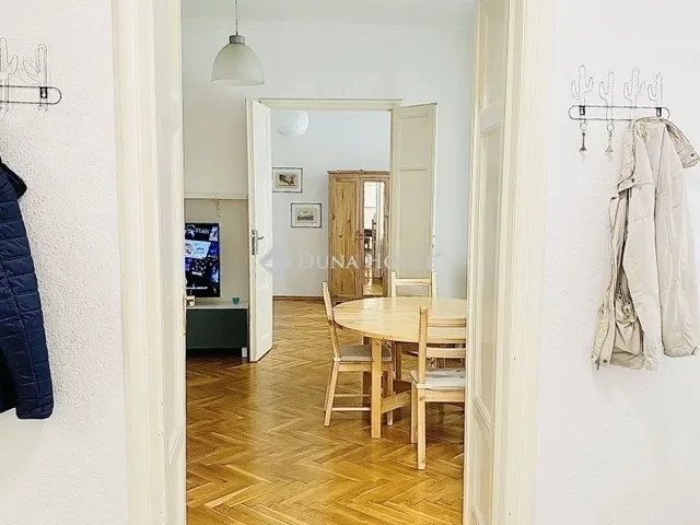 Eladó lakás Budapest V. kerület 63 nm