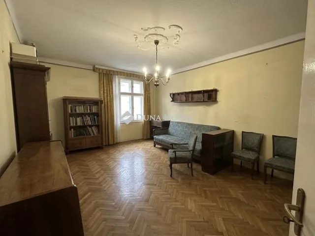 Eladó lakás Budapest II. kerület 75 nm