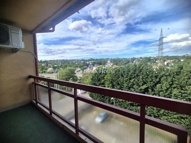 Eladó lakás Budapest III. kerület 60 nm