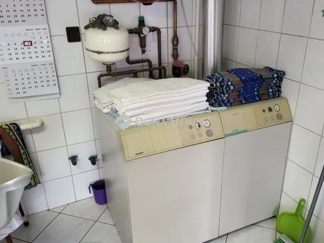 Eladó ház Érd 230 nm