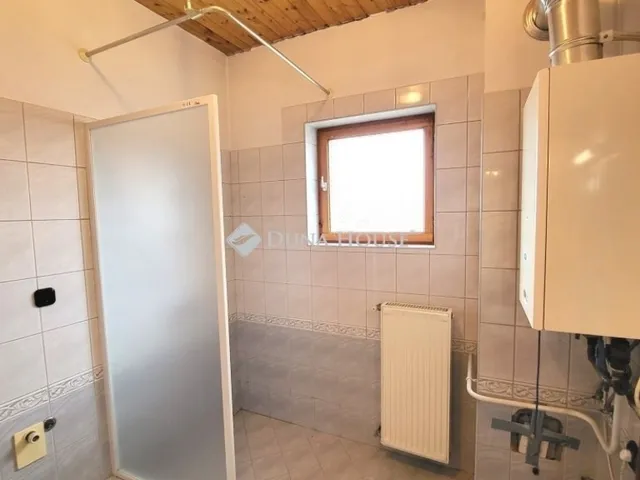 Eladó ház Érd 230 nm