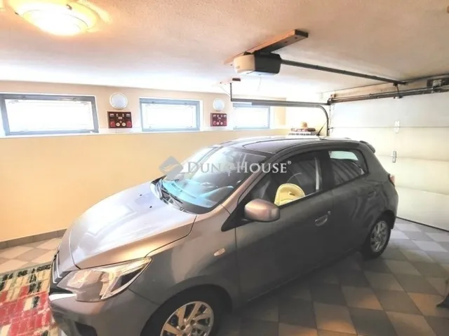 Eladó ház Érd 230 nm