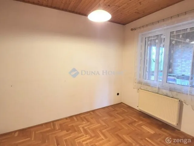 Eladó ház Érd 230 nm