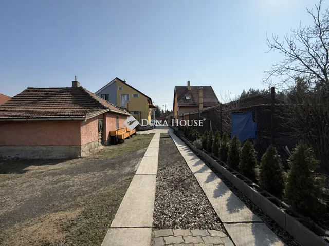 Eladó ház Felsőpakony 95 nm