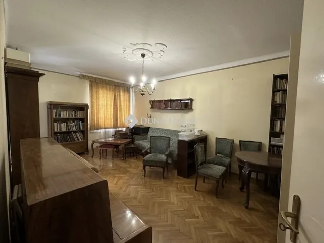 Eladó lakás Budapest II. kerület 75 nm
