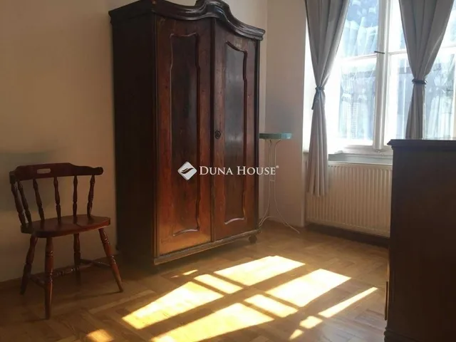 Eladó lakás Budapest VI. kerület 57 nm