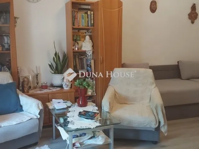 Eladó ház Budapest III. kerület 212 nm