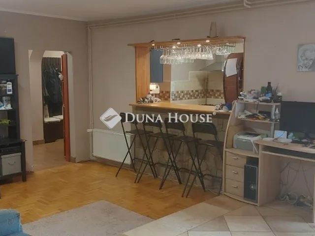 Eladó ház Budapest III. kerület 212 nm