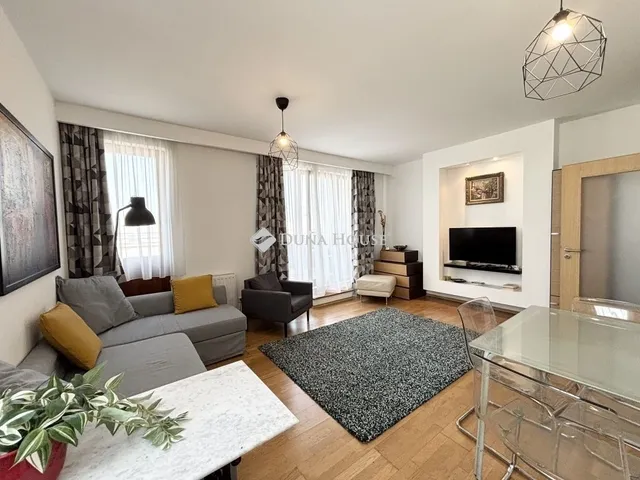Eladó lakás Budapest VI. kerület 72 nm