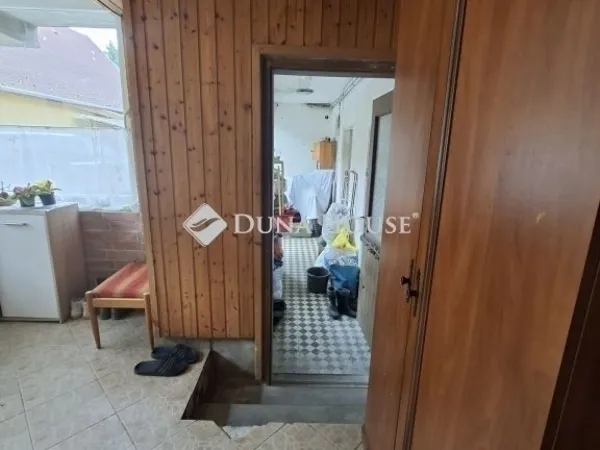 Eladó ház Fót 240 nm