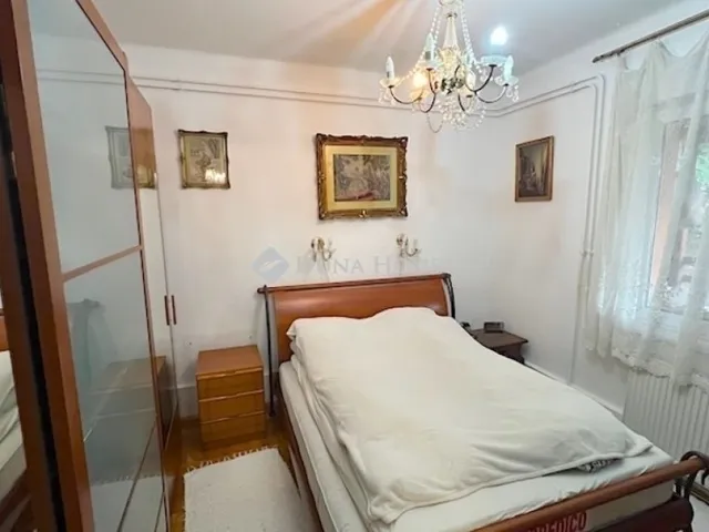 Eladó ház Erdőkertes 218 nm
