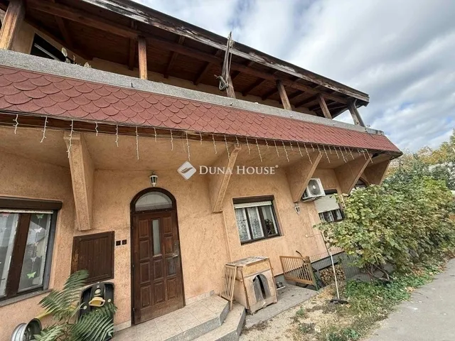 Eladó ház Dunakeszi 342 nm