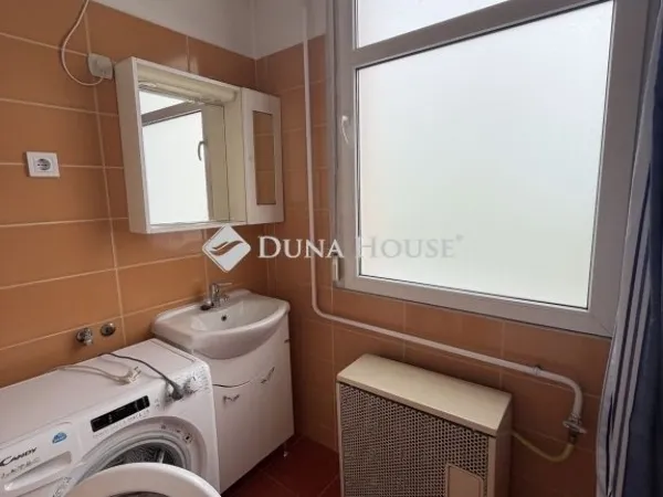 Eladó lakás Budapest XXI. kerület 61 nm