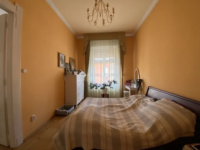 Eladó lakás Budapest IX. kerület 94 nm