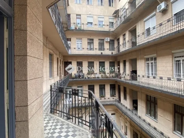 Eladó lakás Budapest VII. kerület 75 nm