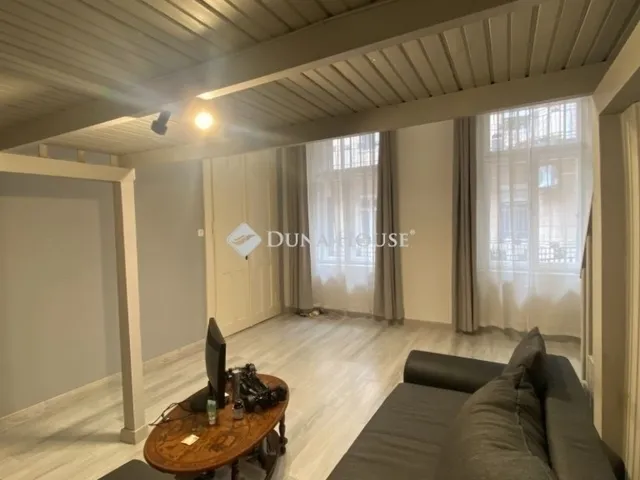 Eladó lakás Budapest VII. kerület 75 nm