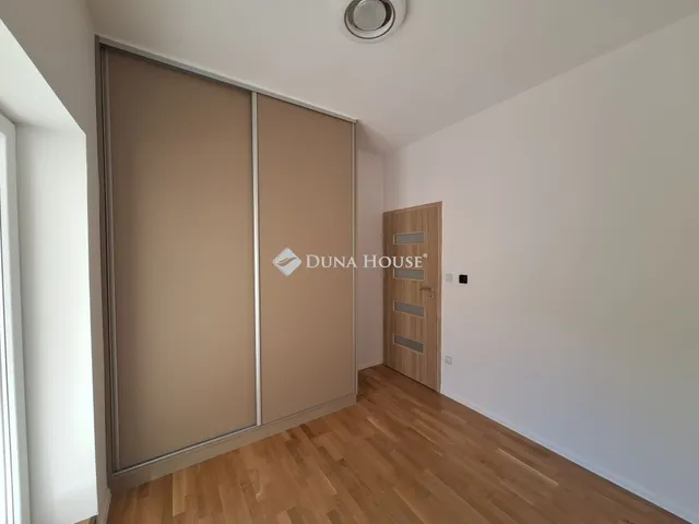 Eladó lakás Budapest II. kerület 63 nm