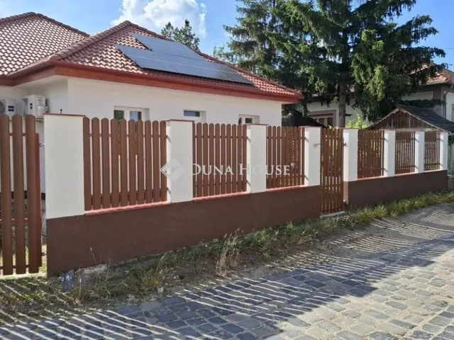 Eladó ház Bag 67 nm
