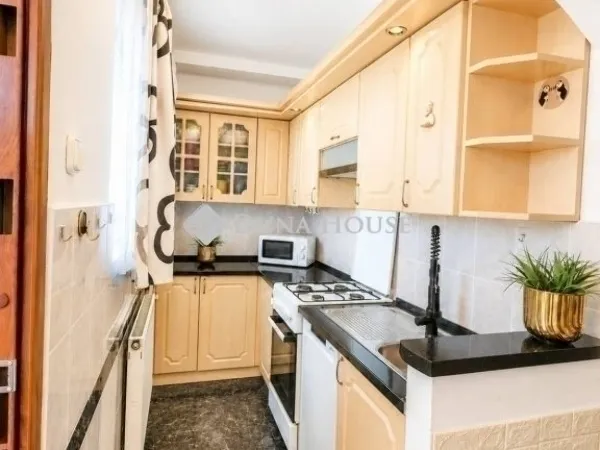 Eladó lakás Budapest X. kerület, Újhegy 50 nm