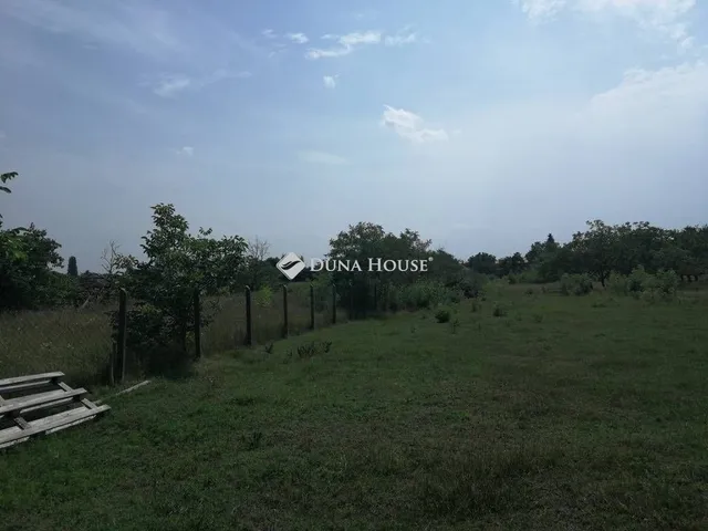 Eladó telek Tököl 4788 nm