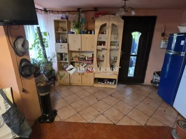 Eladó ház Üllő 63 nm