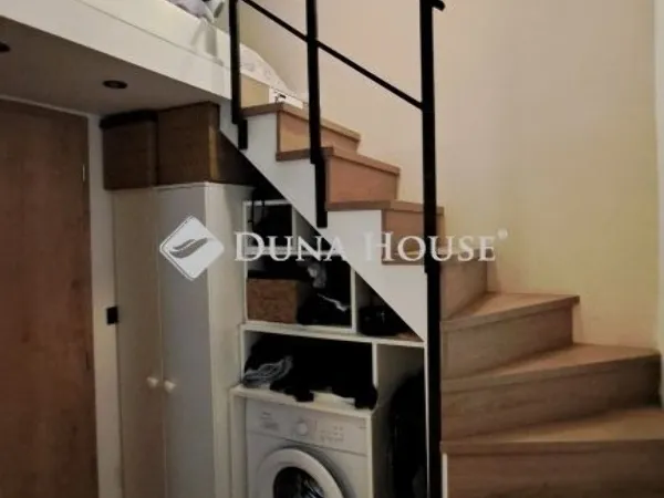 Eladó lakás Budapest VI. kerület 32 nm