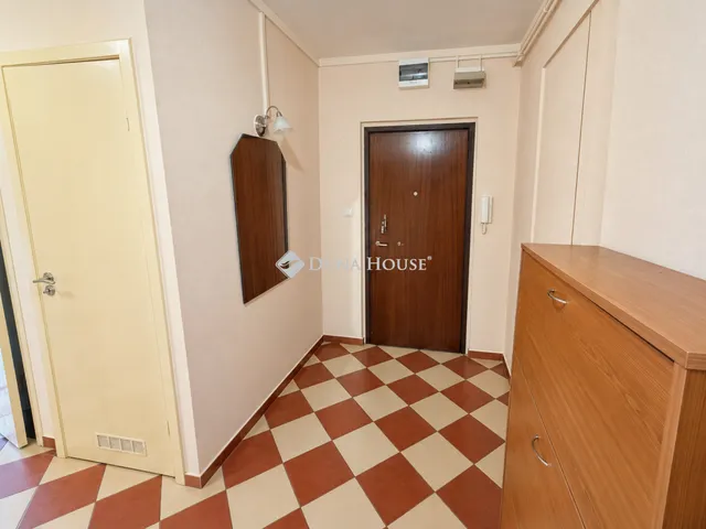 Eladó lakás Budapest XX. kerület 75 nm