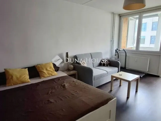 Eladó lakás Budapest VIII. kerület, Corvin negyed 30 nm