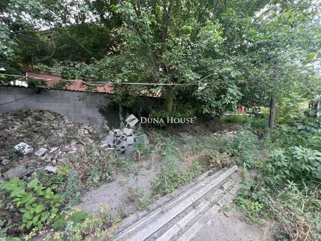 Eladó telek Budapest XX. kerület 535 nm