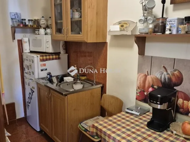 Eladó kereskedelmi és ipari ingatlan Debrecen 77 nm