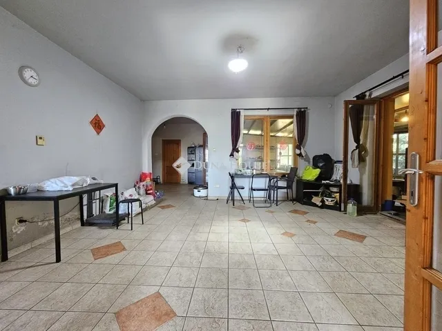 Eladó ház Göd 206 nm