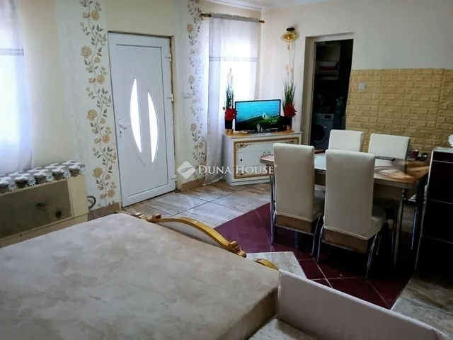 Eladó ház Gödöllő 224 nm
