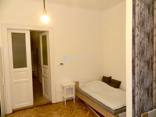 Eladó lakás Budapest VII. kerület 96 nm
