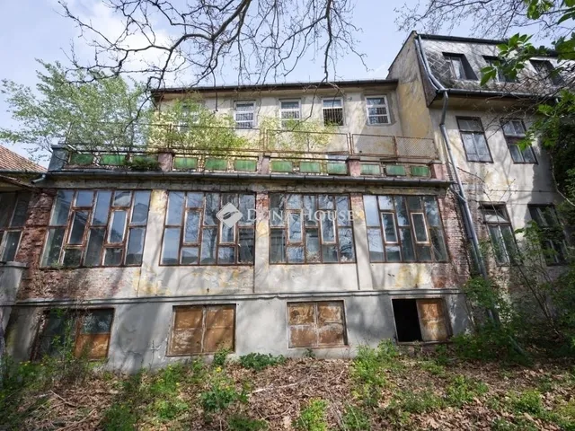Eladó telek Budakeszi 3838 nm