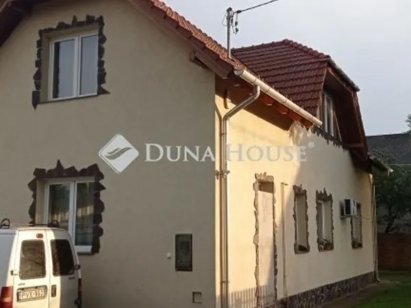Eladó ház Budapest XVI. kerület, Mátyásföld 222 nm