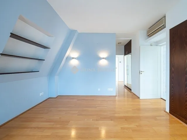 Eladó ház Budapest II. kerület 292 nm