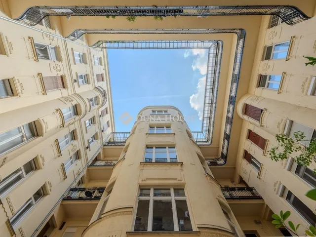 Eladó lakás Budapest V. kerület 31 nm