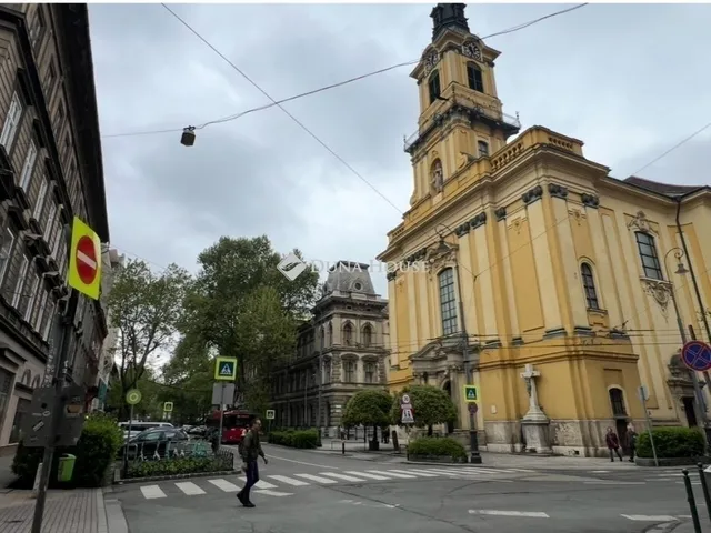 Eladó lakás Budapest VI. kerület 87 nm