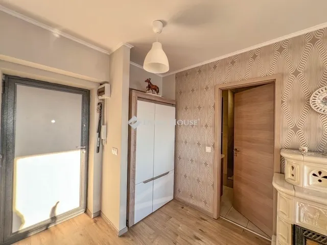 Eladó lakás Budapest XVI. kerület, Petőfikert 33 nm