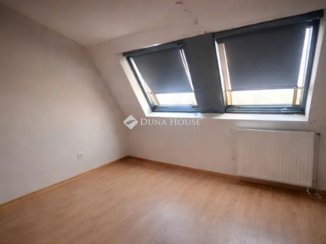 Eladó lakás Budapest X. kerület, Ligettelek 115 nm