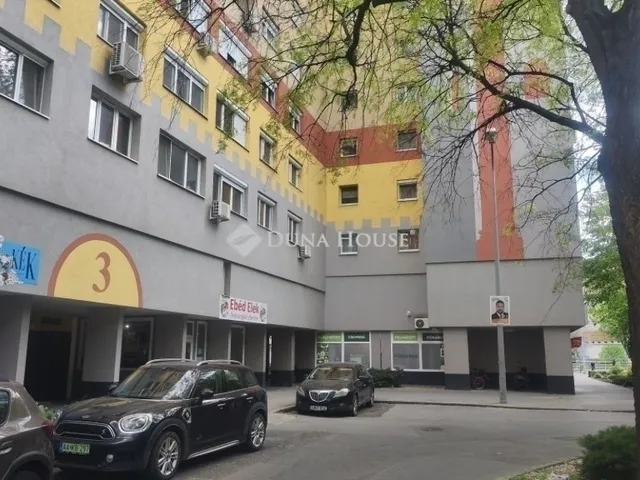 Eladó lakás Budapest III. kerület 66 nm