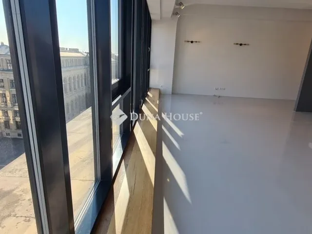 Eladó lakás Budapest V. kerület 79 nm