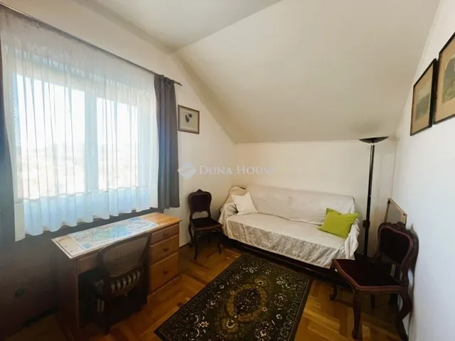 Eladó ház Solymár 220 nm