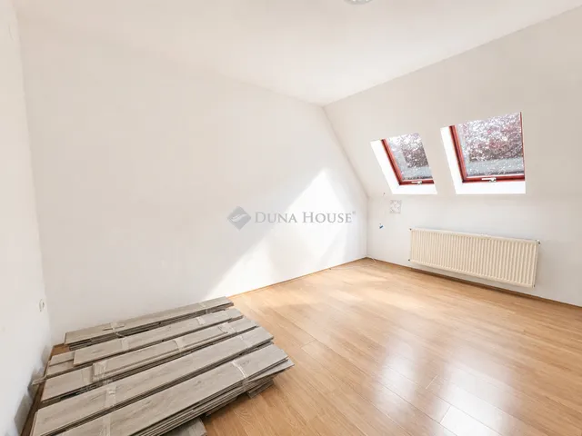 Eladó ház Ócsa 230 nm