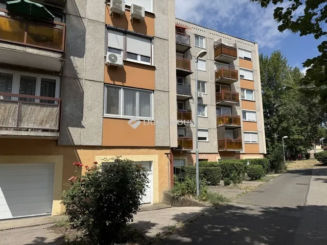 Eladó lakás Budapest XVI. kerület 58 nm